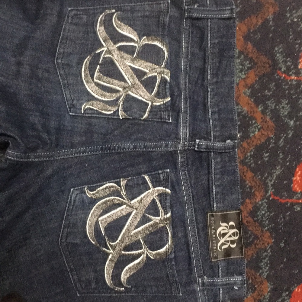 Rock & Republic jeans silver/gray embroidery